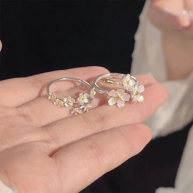 Unique Delicate Flower Opening Adjustable Rings